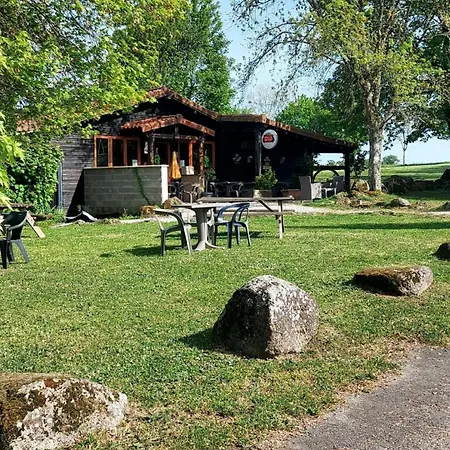 Nyaraló Retreat - Sleeps 8 Near *